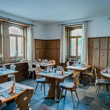 Cristallina מלון *