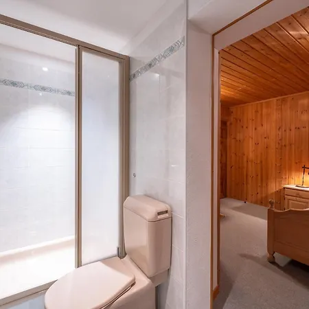 Cristallina מלון